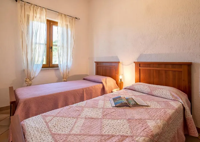 Casa Valeria Costa Paradiso Trinità dʼAgultu